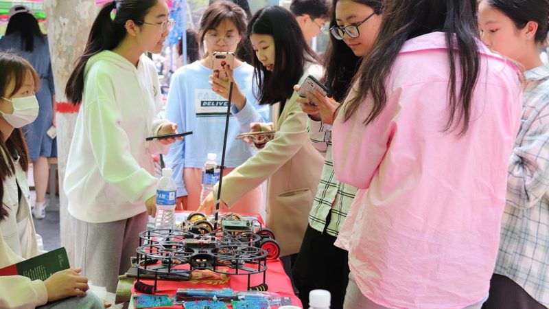 数据中台技术架构迁移：迈向高效与稳定的必经之路**